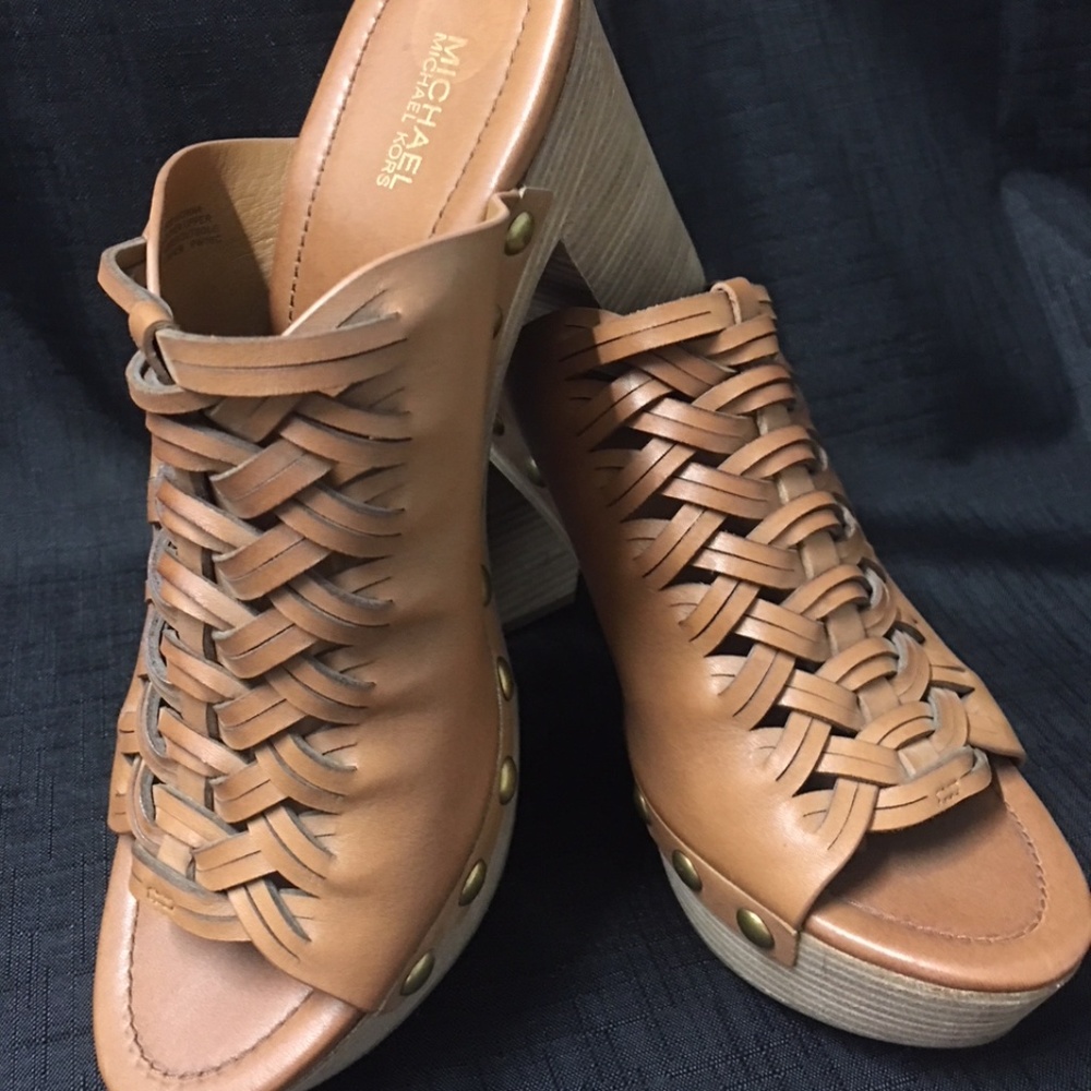 Michael Kors open toe leather platform mule sz 9.5